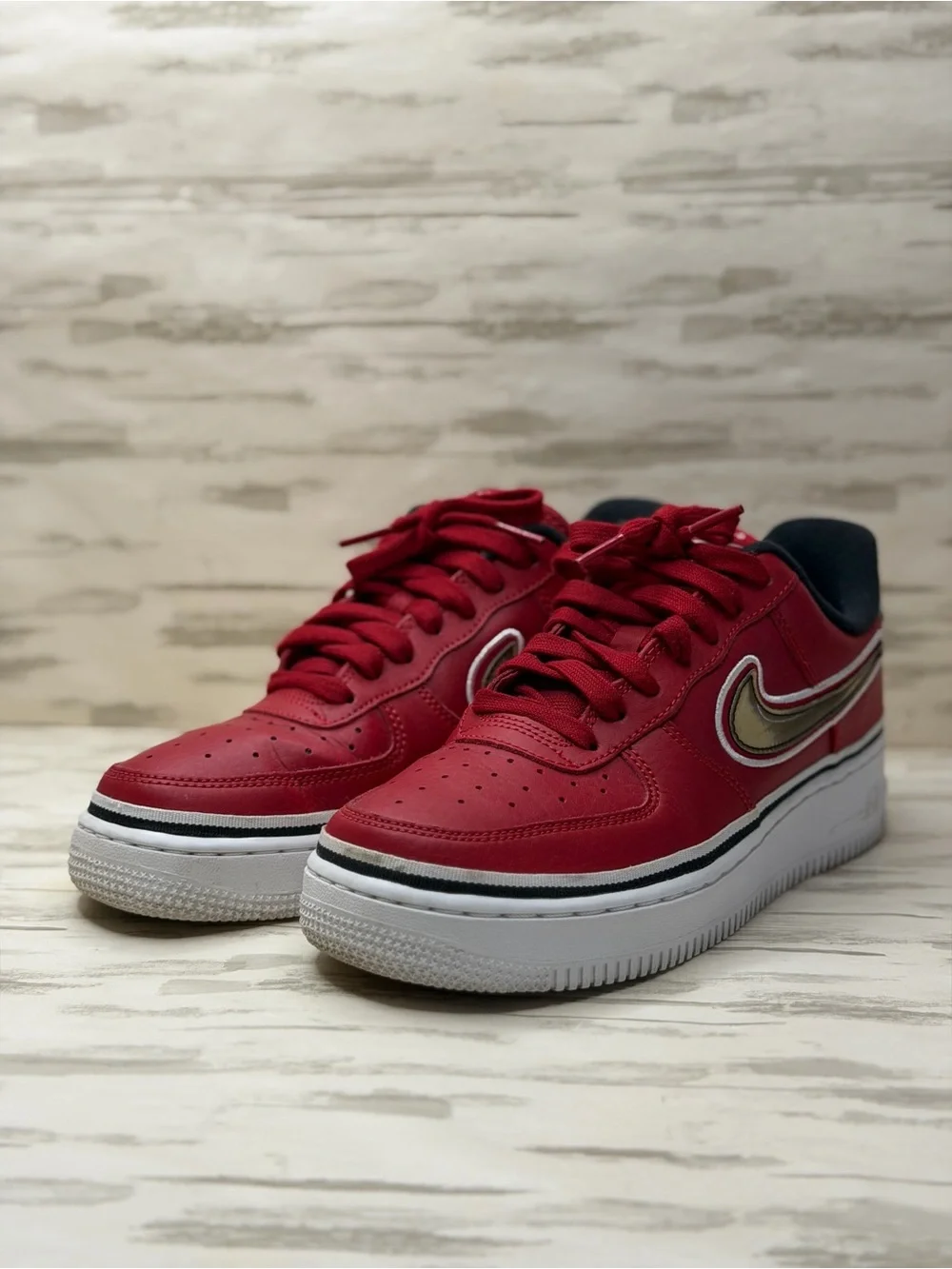 Nike Air Force 1 07 LV8 Sport NBA Bulls Red AJ7748-600 Men 6 Fit Women Size 7.5